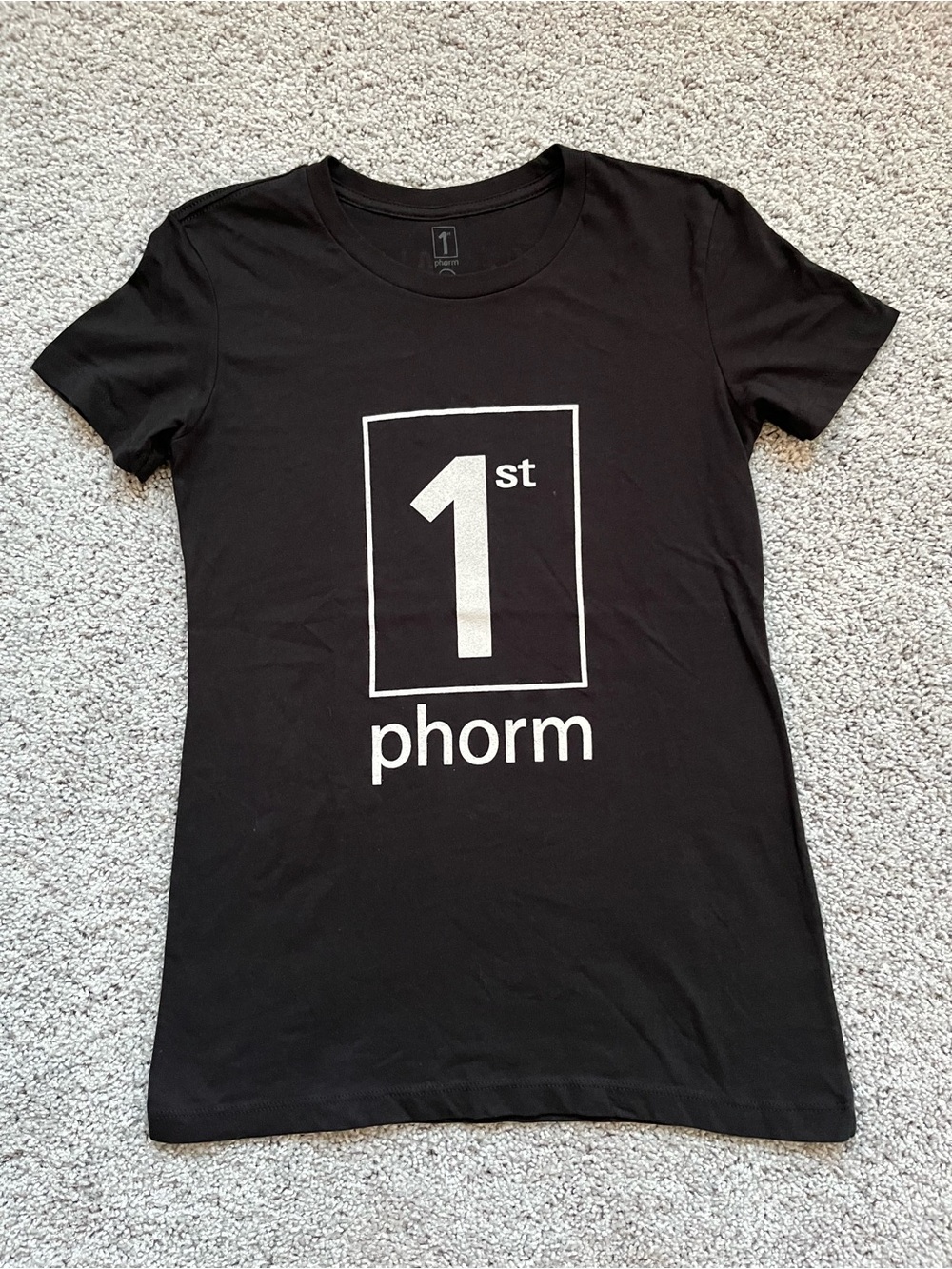 1st Phorm Women's Black Short Sleeve Graphic Tee